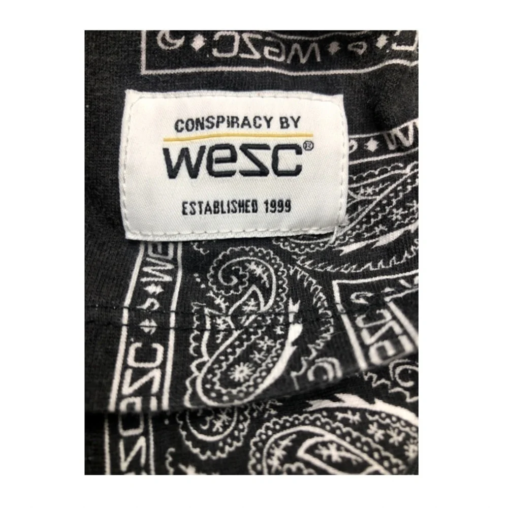 WESC Black Bandanna T-Shirt Unisex L/XL